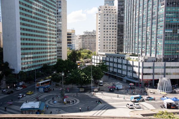 Barra e Centro são os únicos bairros fora da Zona Sul no ‘top 10’ de aluguéis mais caros do Rio; Leblon lidera