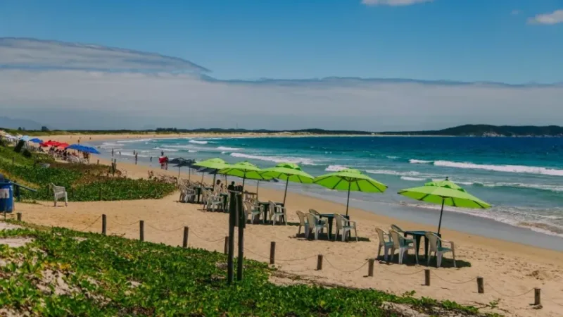 O mar está pra peixe: praias do Peró e do Foguete, em Cabo Frio, são indicadas ao Programa Bandeira Azul