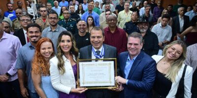 Prefeito de Campos recebe Medalha Tiradentes e promete recolocar cidade como “capital do interior”