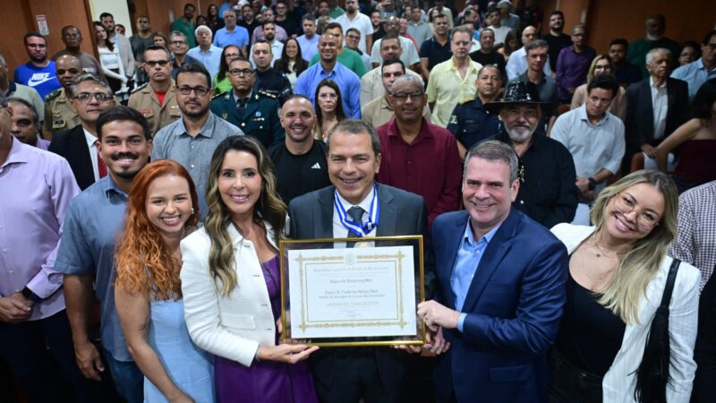 Prefeito de Campos recebe Medalha Tiradentes e promete recolocar cidade como “capital do interior”