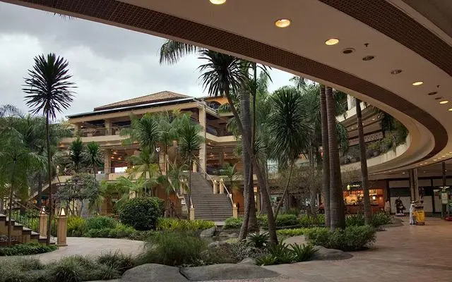 Joalheria de luxo na Barra da Tijuca é alvo de operação por venda de relógio falso de R$ 200 mil