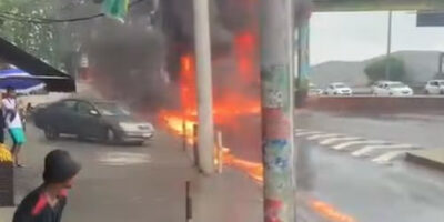 Terroristas fecham Avenida Brasil em reação à ocupação do Complexo de Israel