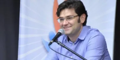 Duda Lima sobre papel na campanha de Flávio: “Marqueteiro não é notícia”