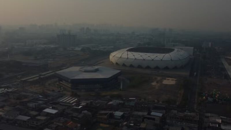 Queimadas quase quadruplicam no Amazonas, e Manaus amanhece coberta de fumaça